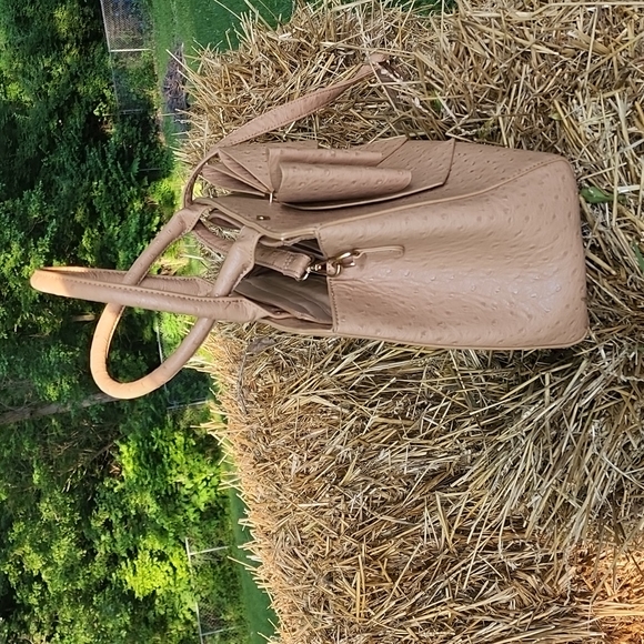 Bag - Picture 2 of 4